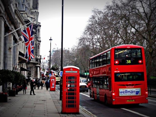 https://abroade.in/wp-content/uploads/2024/07/Study-in-United-Kingdom.jpg